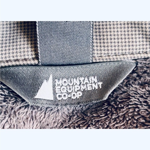 MEC Women’s Softshell Sherpa Lined Jacket - Picture 7 of 9